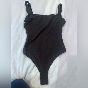 SKIMS body suit. Size small.